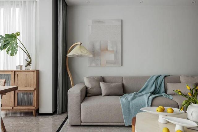 她家130㎡,装修不奢华,却简约耐看,光一个阳台就人见人夸