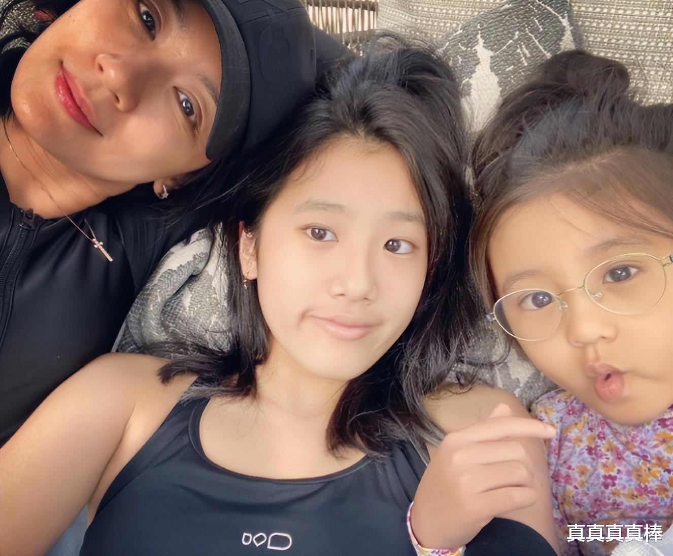 李嫣|同样是泳装,王菲的女儿,焦恩俊的女儿,贾静雯的女儿,有差吗?