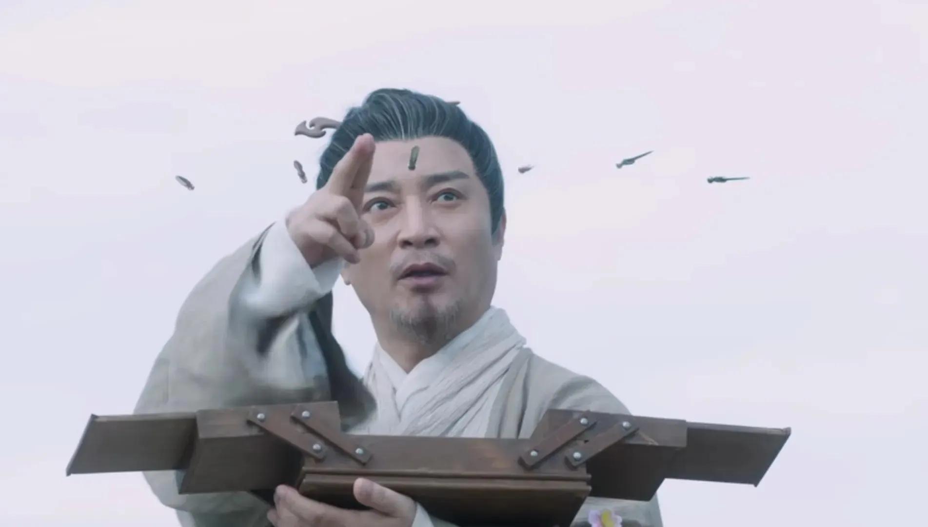 何中华|“大侠专业户”何中华:出道36年零绯闻,54岁气质依旧让人羡慕