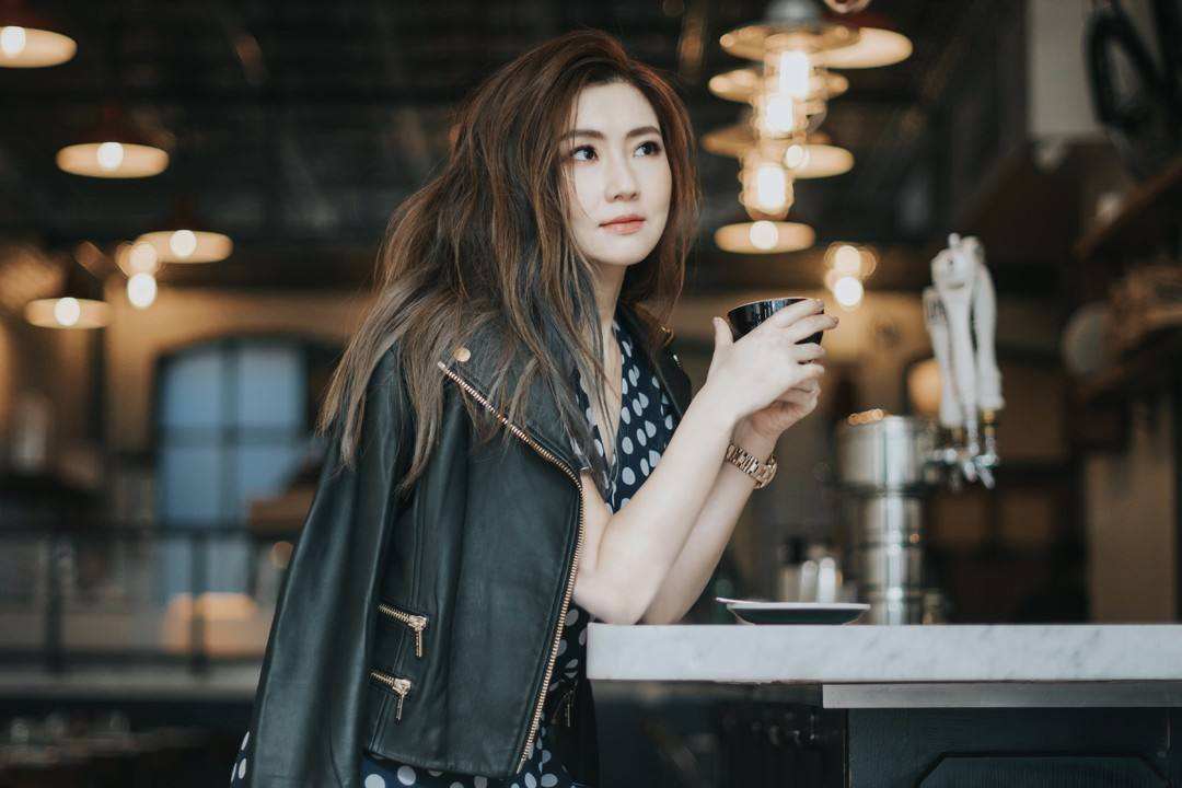 Selina|Selina新恋情不被湾湾网友看好，是因为大S抓马的二婚，所拖累吗