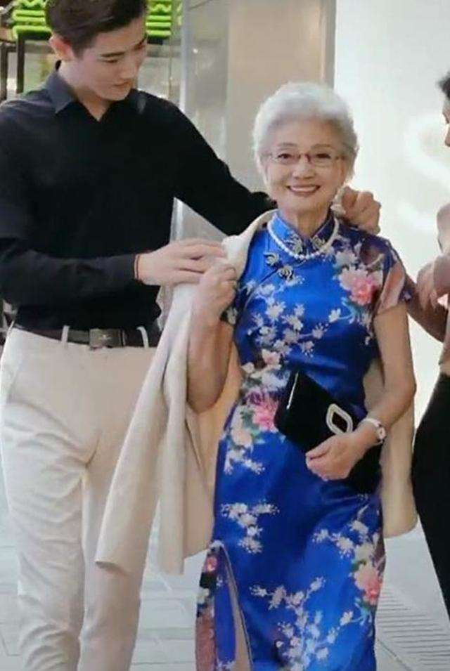 运动 70岁出道，91岁直播带货，这位中国奶奶活成了我们羡慕的老年样子