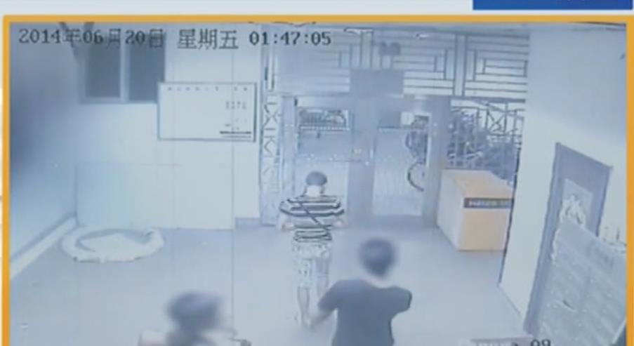 2014年小姐被2男友争抢酿命案,小姐:男友和前男友争我死了1个