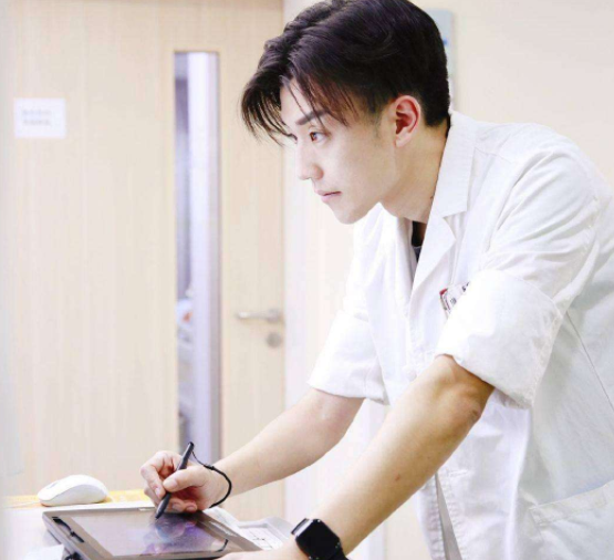 医学生|丈母娘眼中“完美女婿”职业排名，科研人员成垫底，榜首深受喜爱