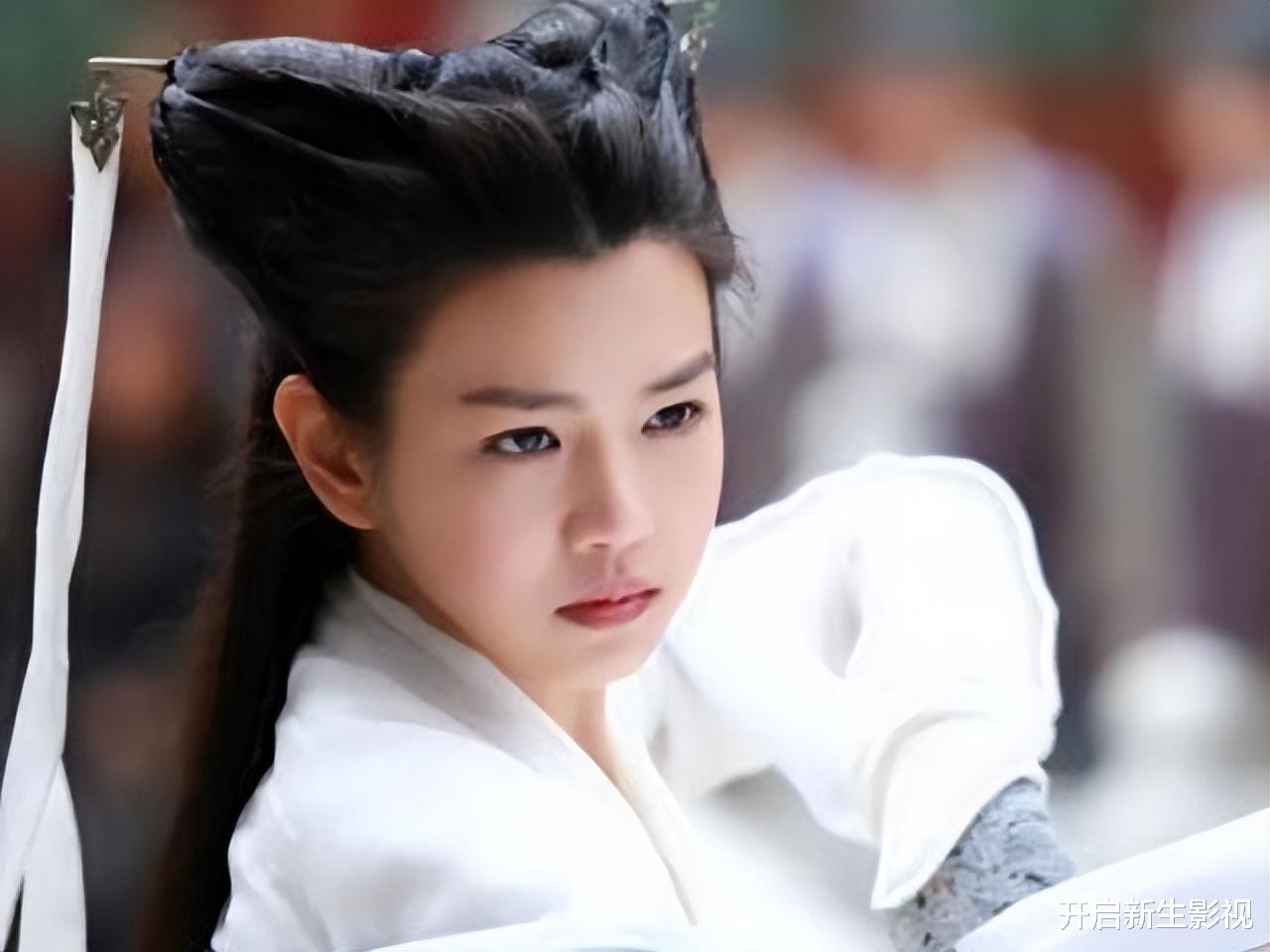 电视剧|相貌平平别硬演“第一美人”，15个过度自信的女星，个个是笑话