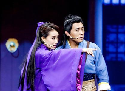 张小斐|多次因外貌登上热搜，张小斐受质疑，网友：先拿作品再说话