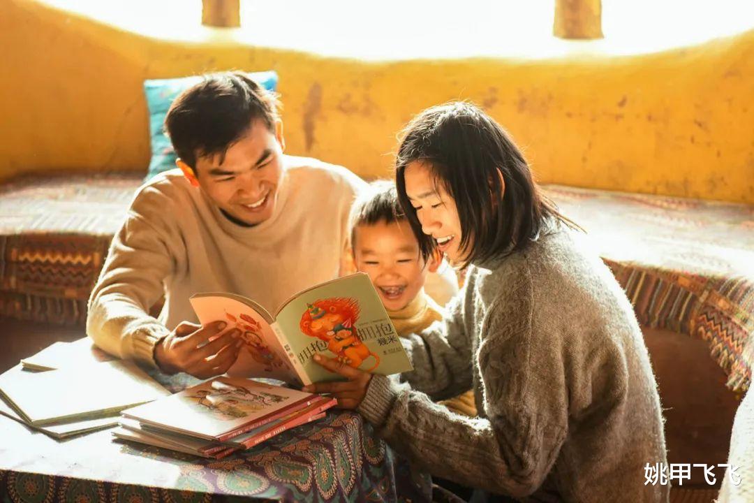 房贷|拒绝房贷，搬出城市，90后夫妻每月只花100块，用2年建别墅！！！