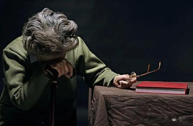 帮传承‖儿子不愿赡养母亲,母亲无奈将房产赠与前夫