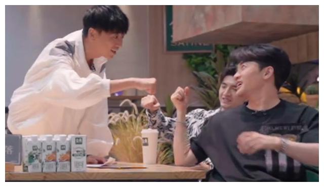 苏见信|《披哥2》三公，张智霖拿第一，只有苏见信敢说大实话