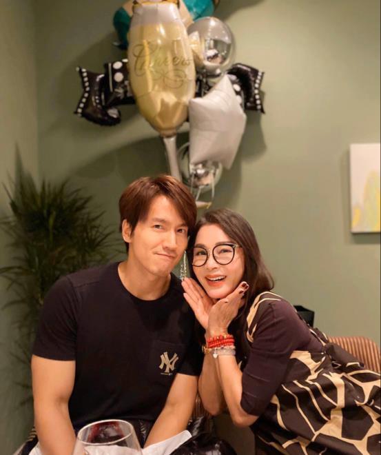 陈美凤|“亿万富婆”陈美凤：66岁身边仍追求者不断，现男友比她小30岁