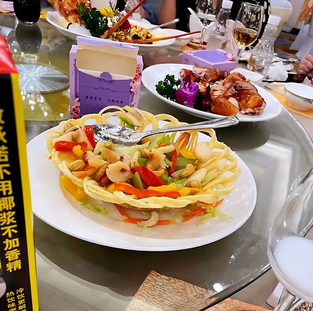 东北小伙第一次去广东参加婚宴,吃出了没见过世面的感觉