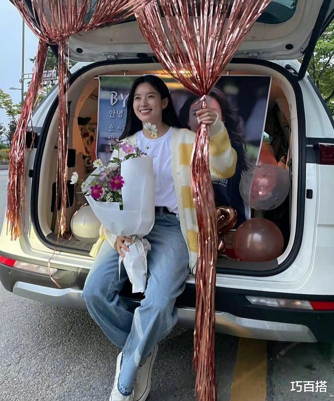 赵今麦|34岁韩孝周穿衣真个性,大女人气场“秒杀全场”,值得大家学习