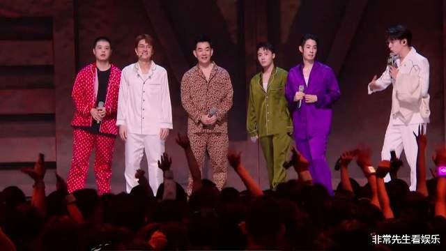 披哥2|《披哥2》四公开播诚意十足，张智霖组两连胜，张震岳组实至名归