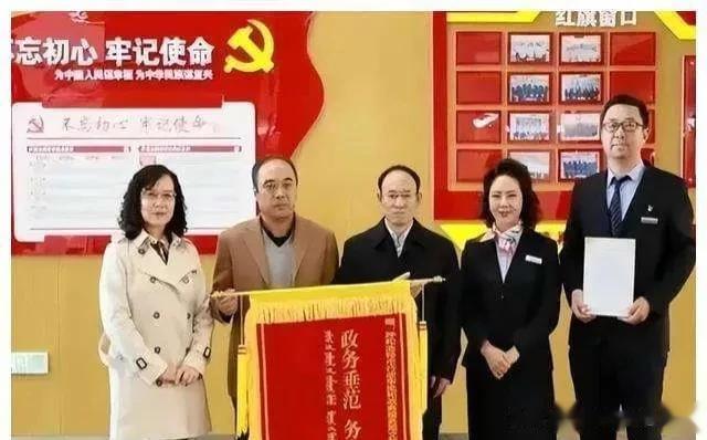 就李少莉事件,我适当修正立场,并诚挚致歉!