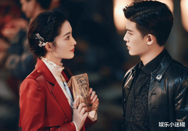 请君|任嘉伦新剧《请君》官宣定档,播出方式引争议,网友:怕谁塌房?