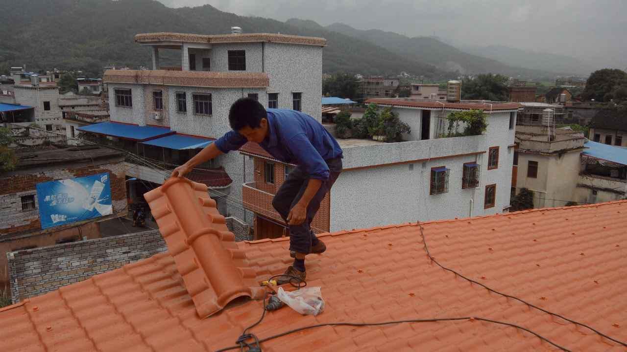 合成树脂瓦安装时,钻错了螺丝,该怎么补救呢