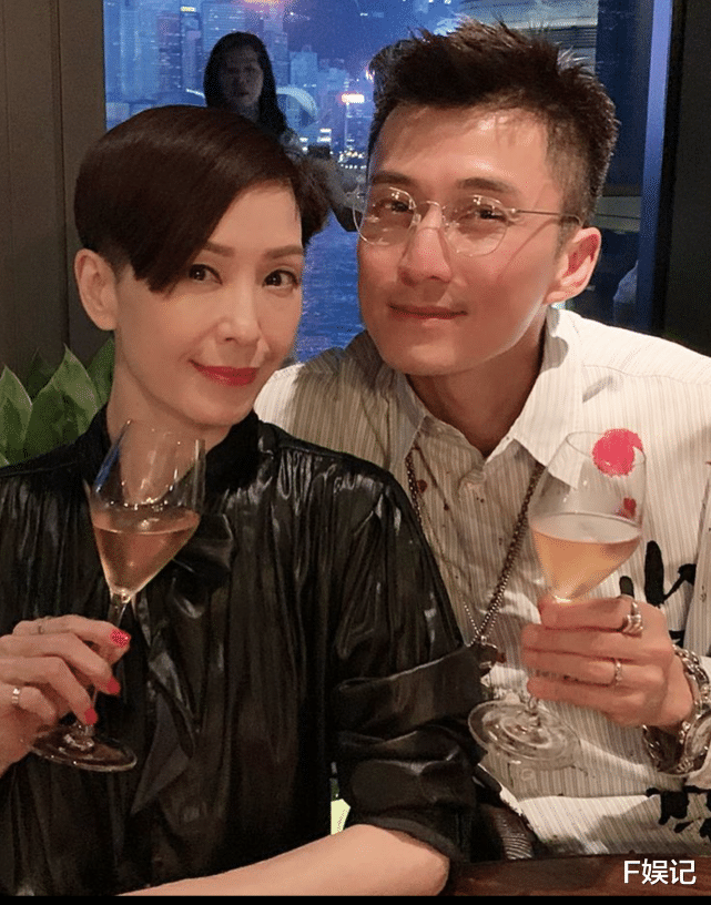 陈山聪|陈山聪46岁生日与袁伟豪夫妇胡定欣等庆祝 粉丝还提前为其庆生