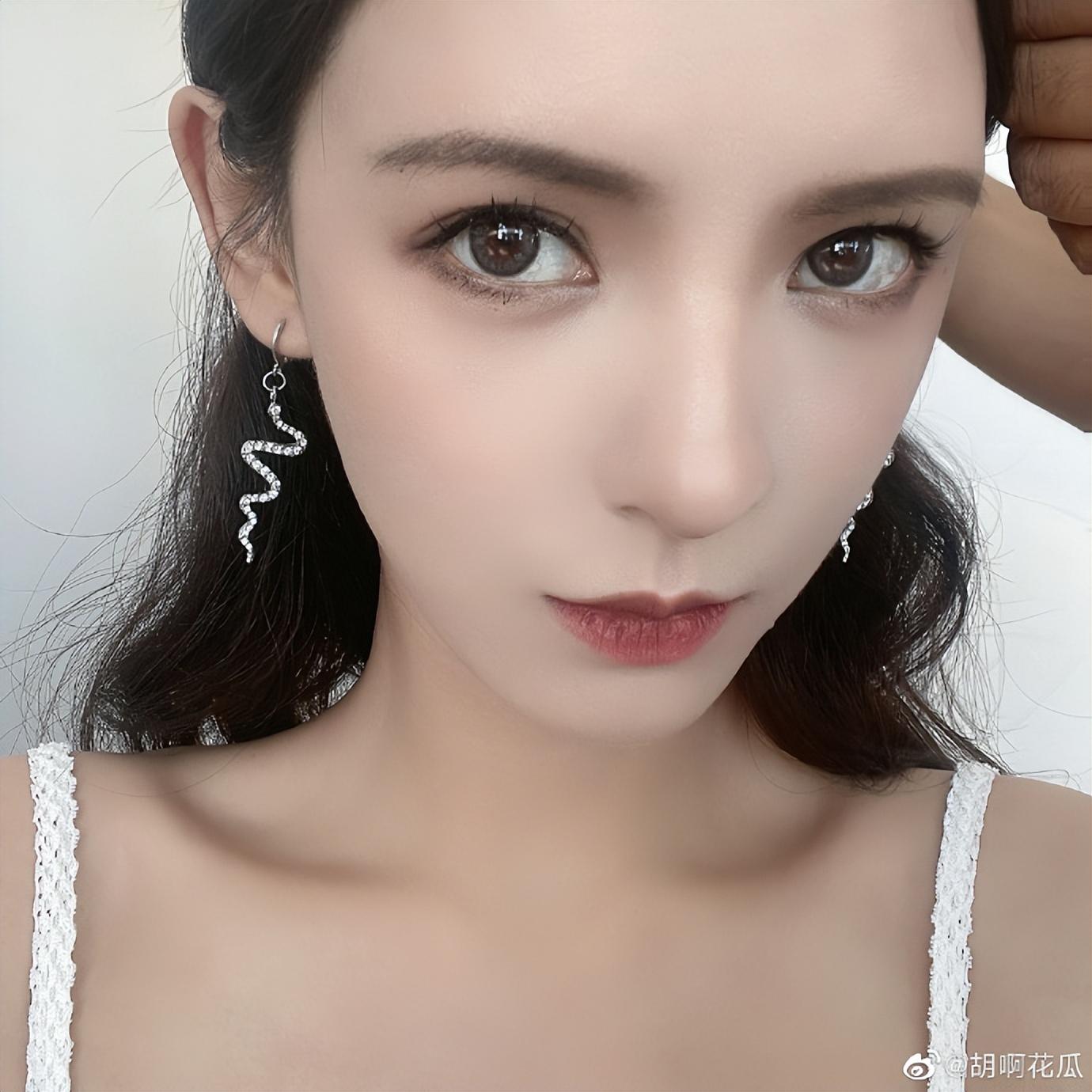 张予曦|杨紫蛋糕风波后首发文,暗自杠上张予曦