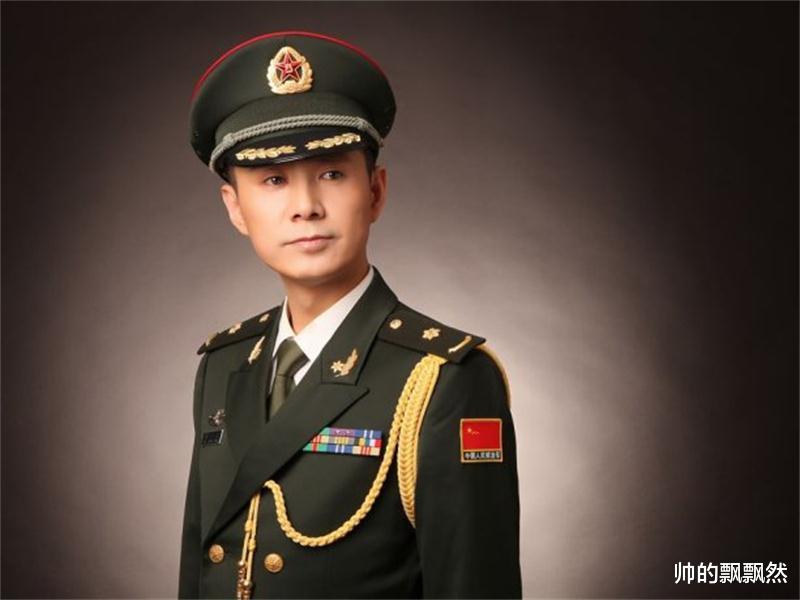 郭广平|演员郭广平：娶小11岁妻子，36岁做父亲，15份报纸背后的带泪父爱