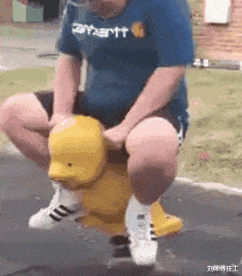 阳台|“老家的房子完工了,可总觉得哪里不对劲,”这阳台是