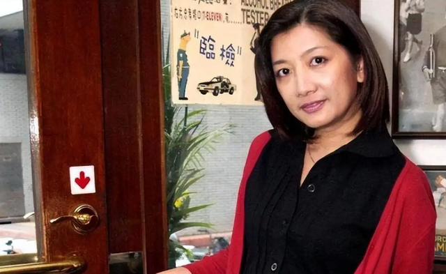 死后三天才被发现,生前一直被家暴,“最美赵敏”的身世有多凄惨