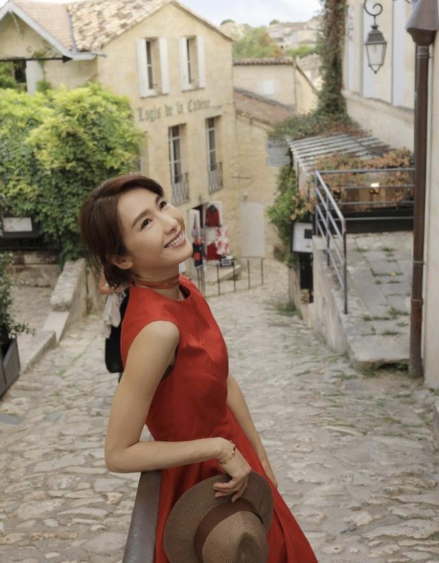 黎姿|80-90年代的美女,黎姿、陈慧琳零P图也经得起考验!不输现代女星