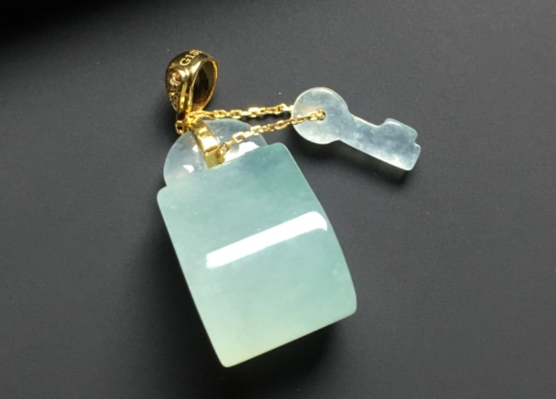 翡翠|翡翠钥匙和翡翠锁,竟然还有这么多的象征,你都了解吗?