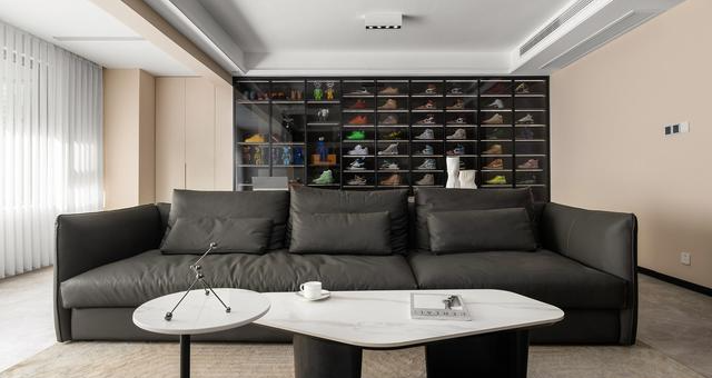 如果有装修模板,无非如此!148㎡二层住宅,沙发后玻璃鞋柜太抢眼