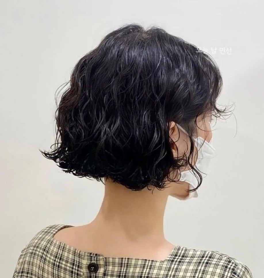 蛋糕 女发怎么剪好看?这五种很受欢迎,时尚瘦脸让人心动