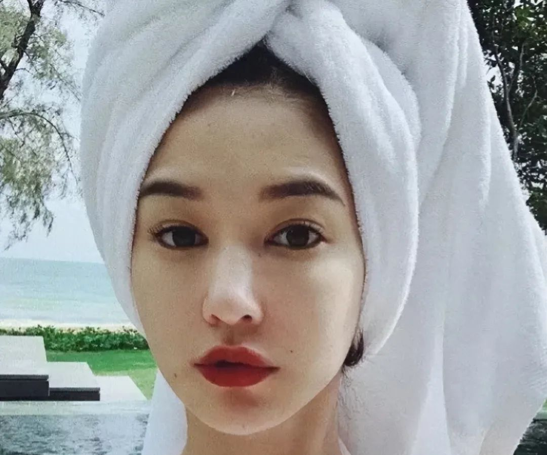 湾湾|想要封口费?网红湾湾再曝猛料,王嘉尔陈伟霆牵扯其中黄景瑜