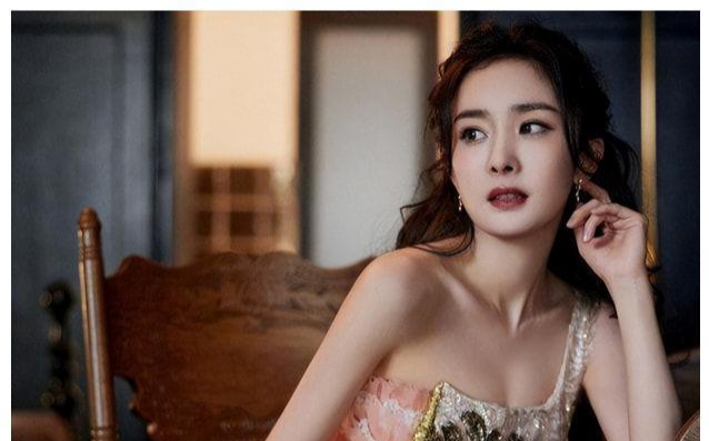 杨幂|杨幂和女儿小糯米的温馨互动:母女相约去玩,感情超好打脸黑粉