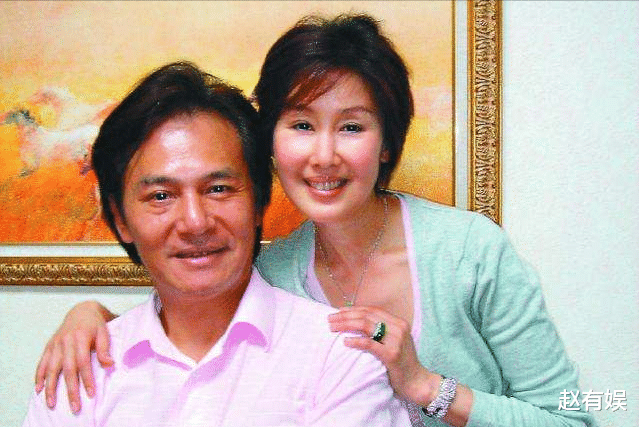 王太利|知名女星为爱30年不婚不孕，却被老公骗走1800多万，她又错在哪？