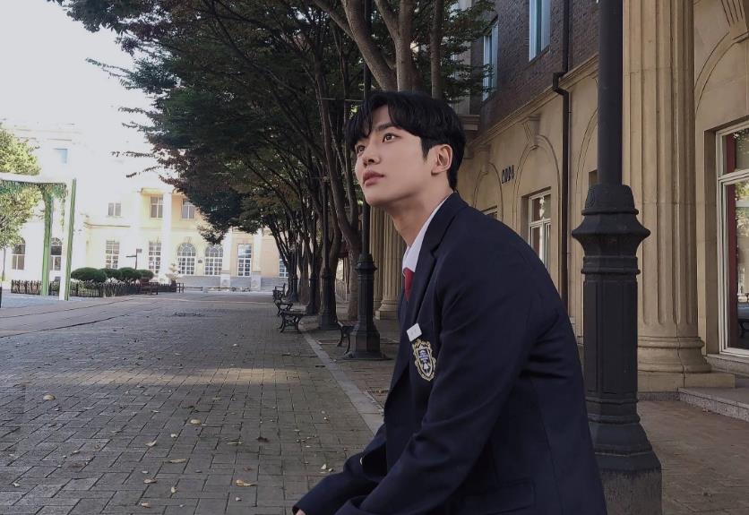 李宰旭|被封玄彬接班人长得老资源却不断，谁是李宰旭背后的金手指？