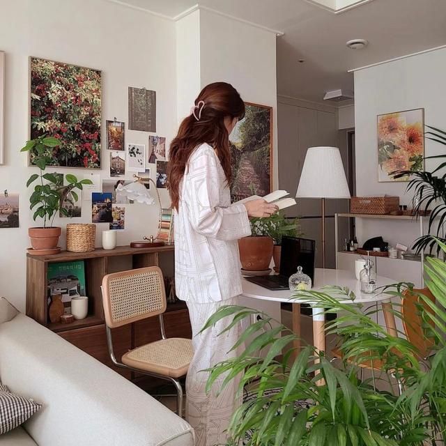 参观完她家，整个人都被治愈了！85㎡，全屋绿植环绕，超有品味！