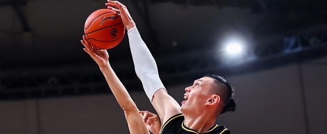大连|意外！CBA“恶汉”遭多家俱乐部哄抢，下赛季有望获得D类顶薪合同