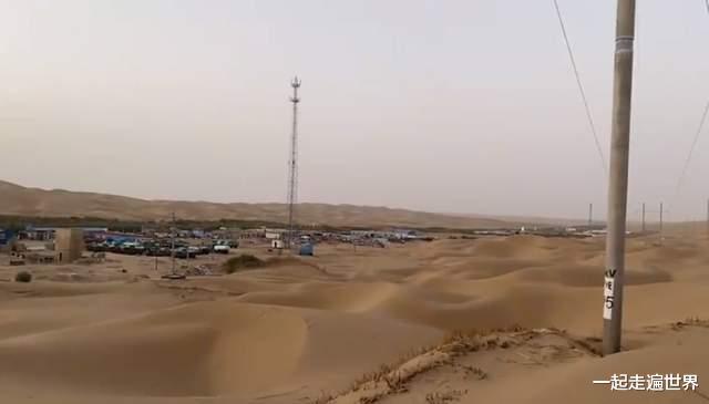 新疆维吾尔自治区|中国第一大沙漠中，藏着一座小镇，人口只有2万余人