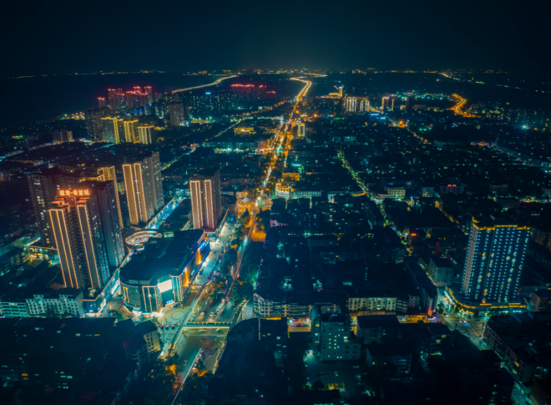 |爱上彭山夜色，100个理由都不够！