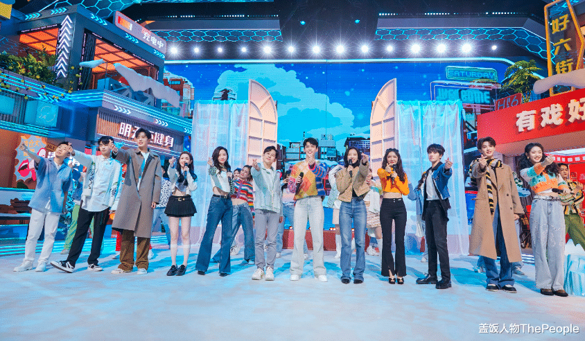 主持人|湖南台主持大换血:新人上位,四小花分崩离析,一姐之争仍在继续