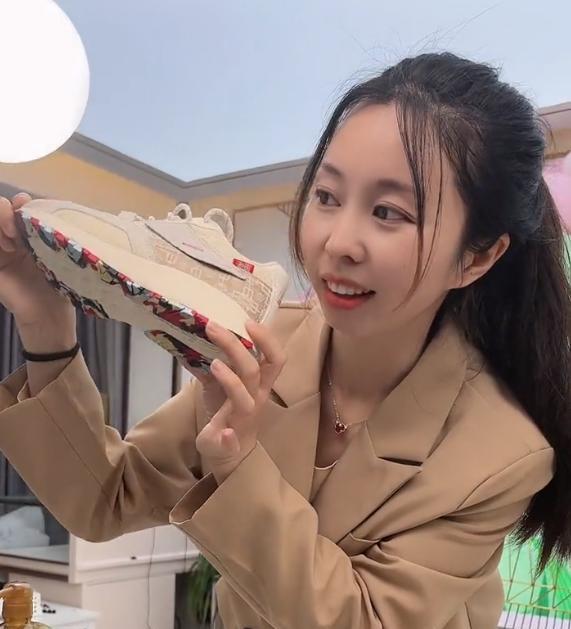 黑粉|动真格？田静做公益被骂后，准备状告“黑粉”，网友：早该这样了