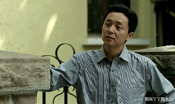 江德福|父母爱情：用筷子吃西餐的江德福，为何被安杰盛赞有加呢？