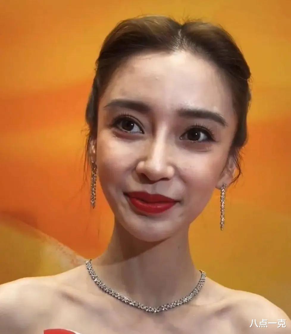 高圆圆|明星怼脸生图过于真实:杨颖面部狰狞,高圆圆皱纹尽显、显老十岁