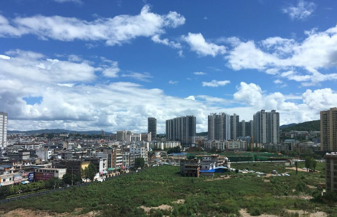 昆明|楚雄市气候比昆明还要舒适，四季凉爽入秋，避寒避暑都很好