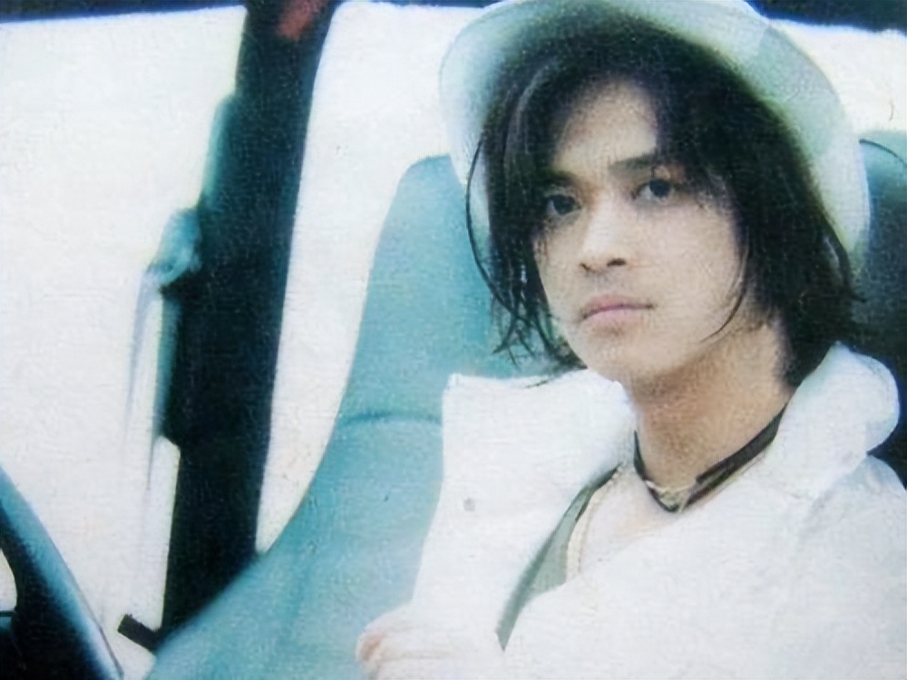 陈晓东|“高开低走”的8位香港男星,一手好牌打得稀烂,有人露了原形