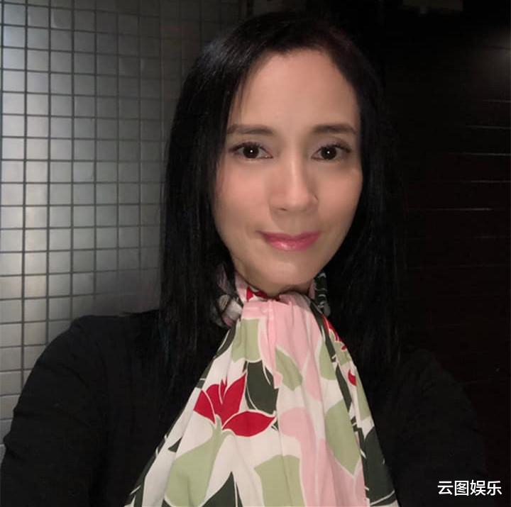 重症监护室|前TVB女星自曝出院后丢工作！50岁被厌食症困扰，频繁进ICU治疗