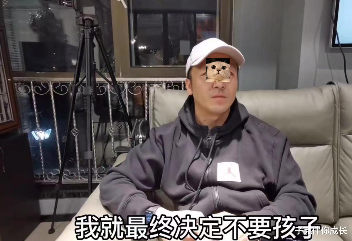 丁克老了会后悔吗?60后和80后争辩赛,小伙说出心声获网友点赞