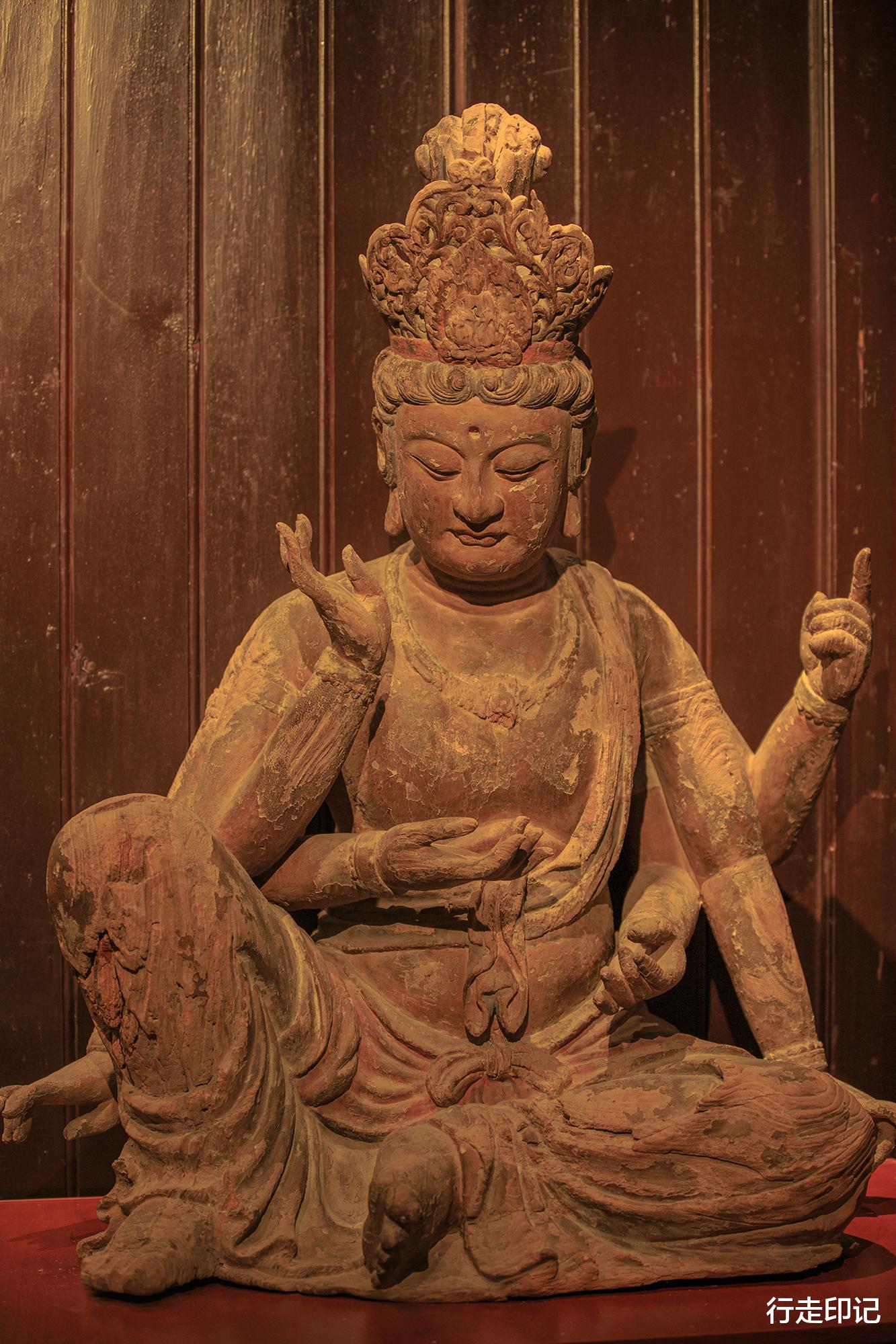 |黎里闲游看惊鸿,故物堆里品铮言