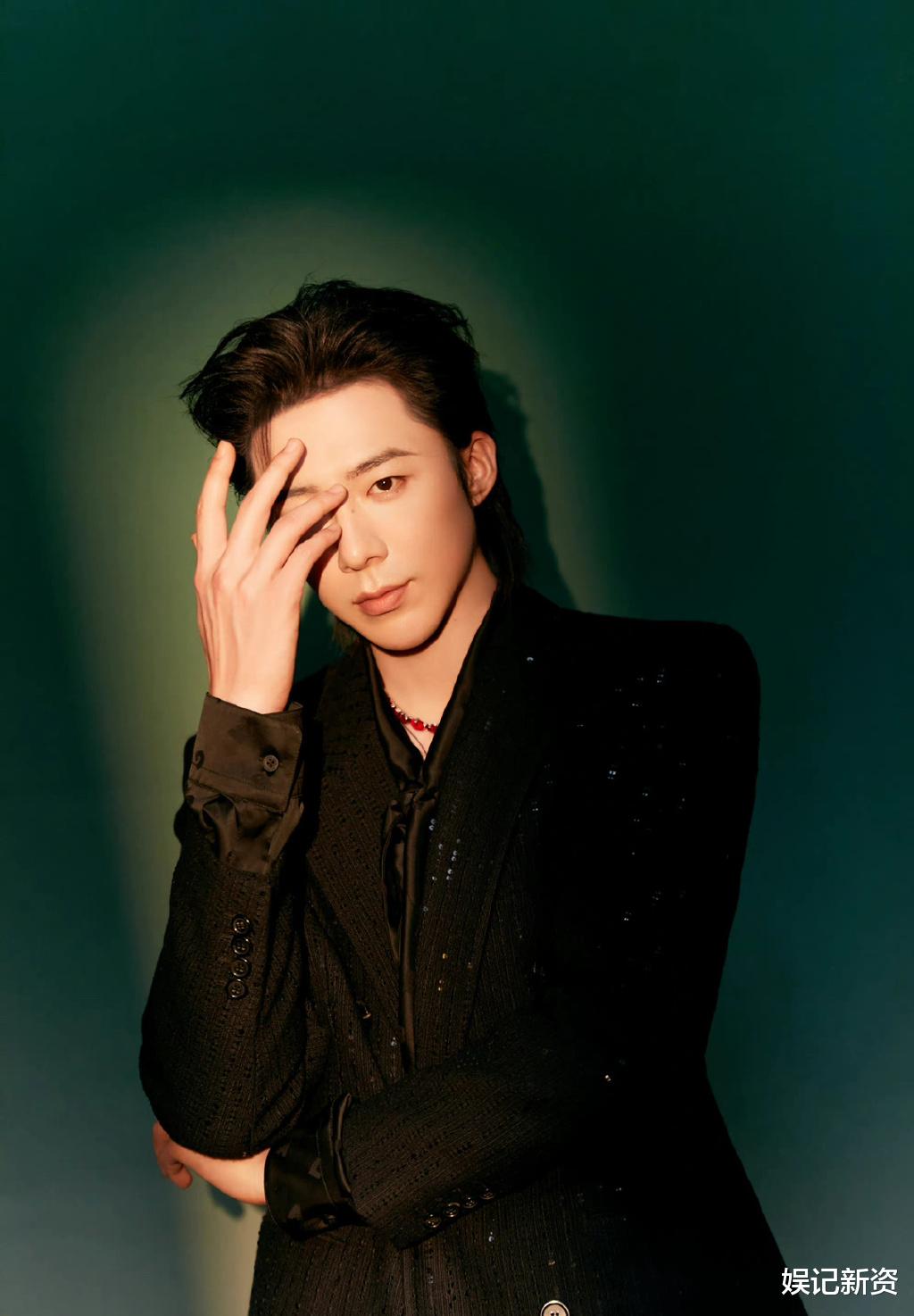 张艺凡|刘宇宁劝粉丝删除对张艺凡评论，张艺凡空降群：我确实很羞愧！