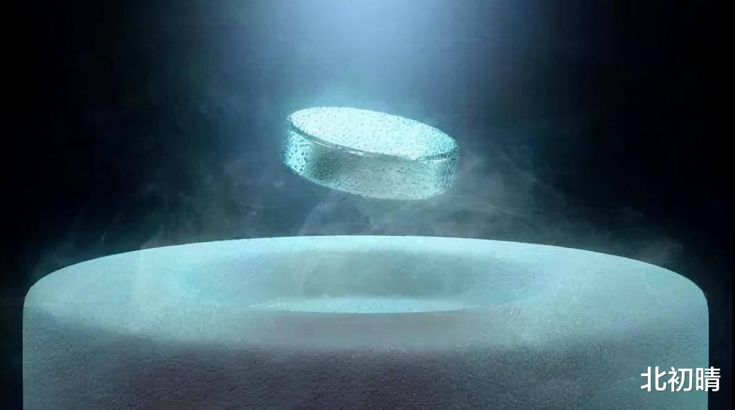太空中为何接近于绝对零度?同样阳光照射,地球却能接收到温度