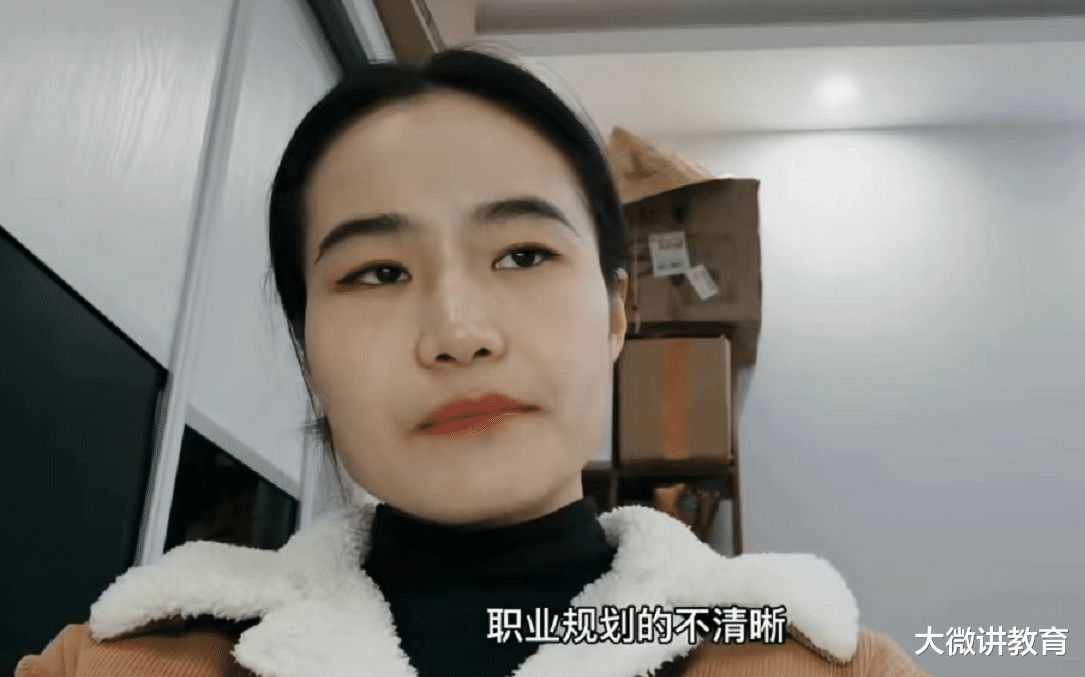 客服|本硕211失业5个月,投递近2000份简历,能做的除了客服就是销售