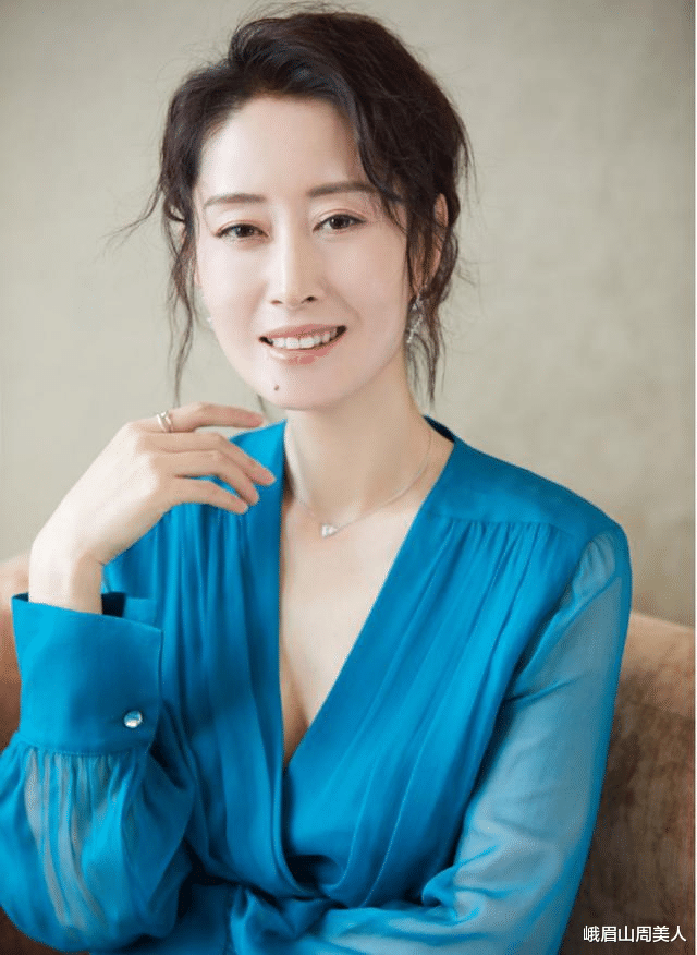 穿衣搭配 “整容脸”和“妈生脸”差别有多大?年龄越大越明显,不少人后悔