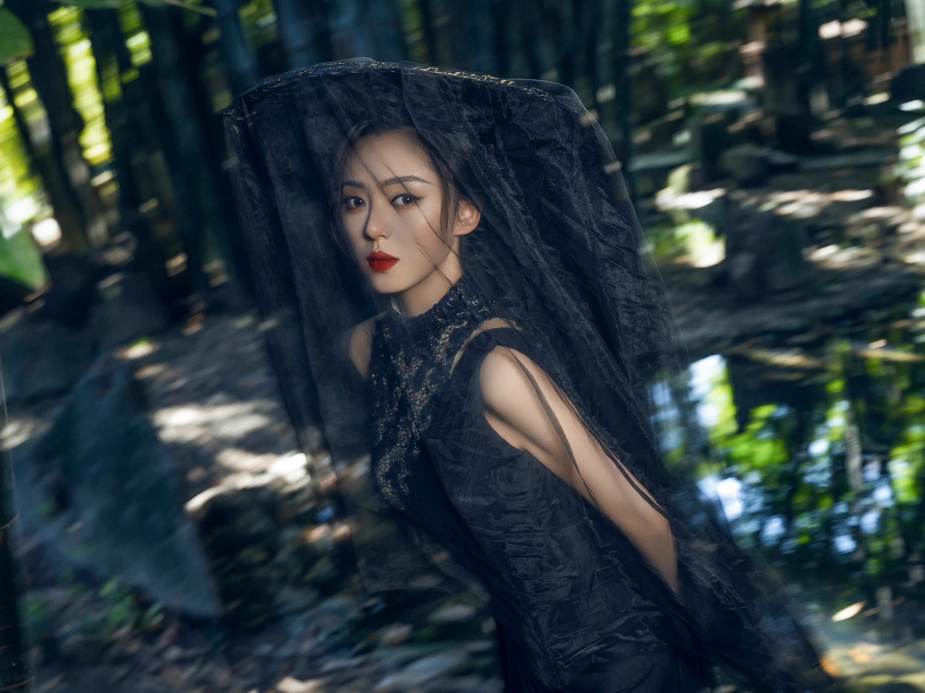 我只是一个安静的女子